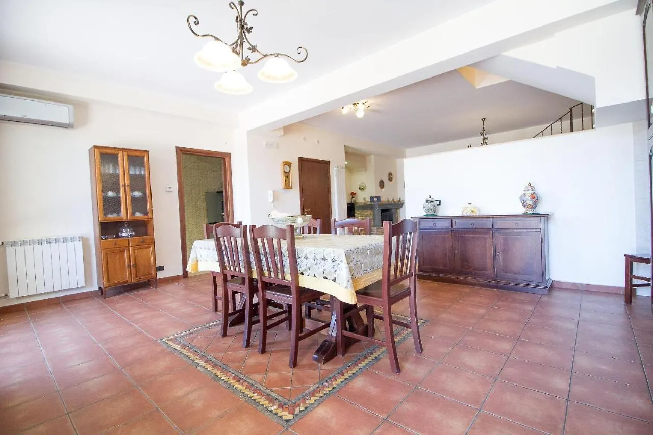 Casa vacanze Etna Villa il Pino Trecastagni
